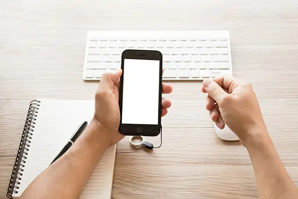 企业账户没钱怎么诉讼